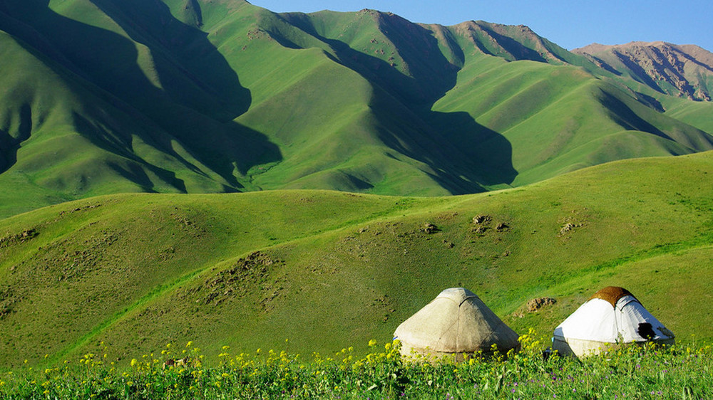 Нарындагы көз жоосун алган жерлер (сүрөт, видео)
