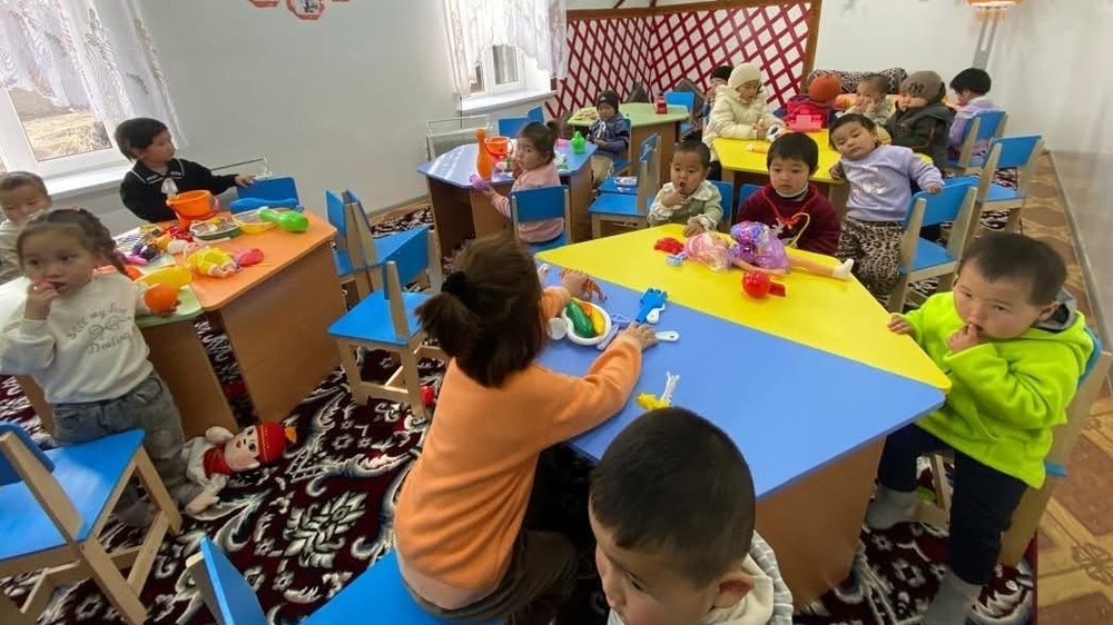 Ат-Башы районунда 576 бөбөк бала бакчага кезекте турат