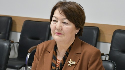 Догдуркүл Кендирбаева агартуу министринин милдетин аткаруучу болуп дайындалды — Билим АКИpress
