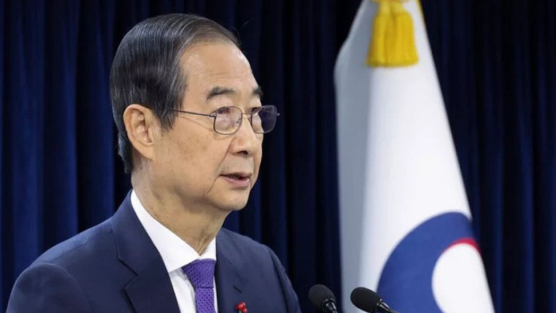 Түштүк Кореянын президентинин милдетин аткаруучу Хан Док Су отставкага кетет