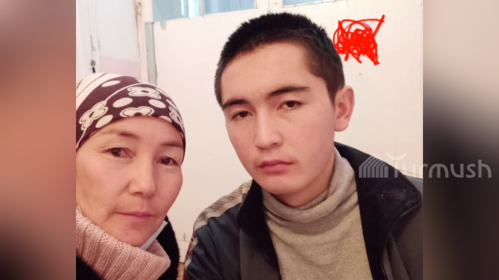 Анын ата-энесине телефон чалып, ал кимди тааныбай калганын айтышкан