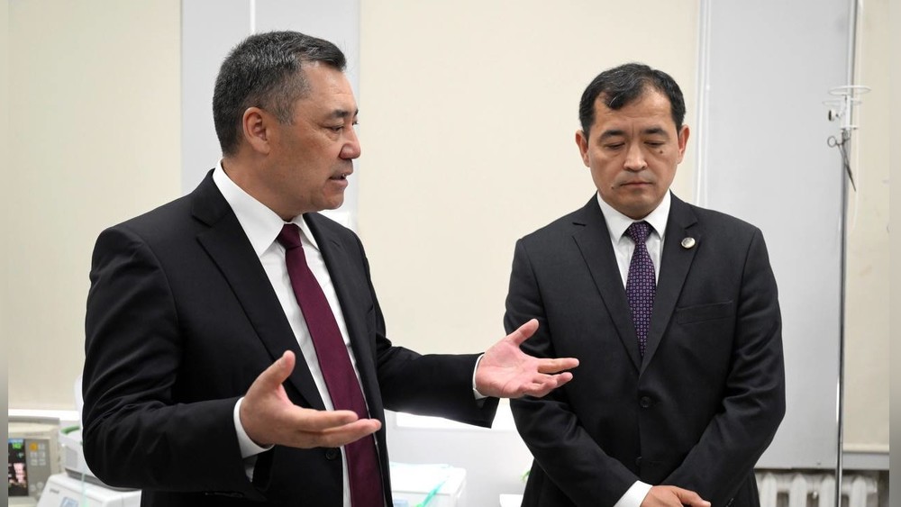 Саламаттыкты сактоо министри Эркин Чечейбаевге сөгүш берилди