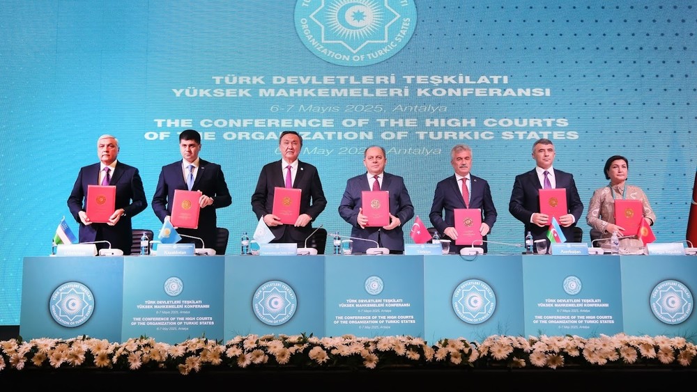 ТМУга мүчө мамлекеттердин жогорку сотторунун конференциясынын статутуна кол коюлду