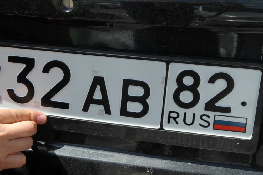 Экономика министрлиги Россиядан келген унааларга карата чектөөлөр боюнча түшүндүрмө берди