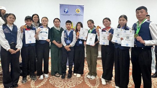 Нарындык окуучулар эл аралык форумда ийгилик жаратышты — Билим АКИpress