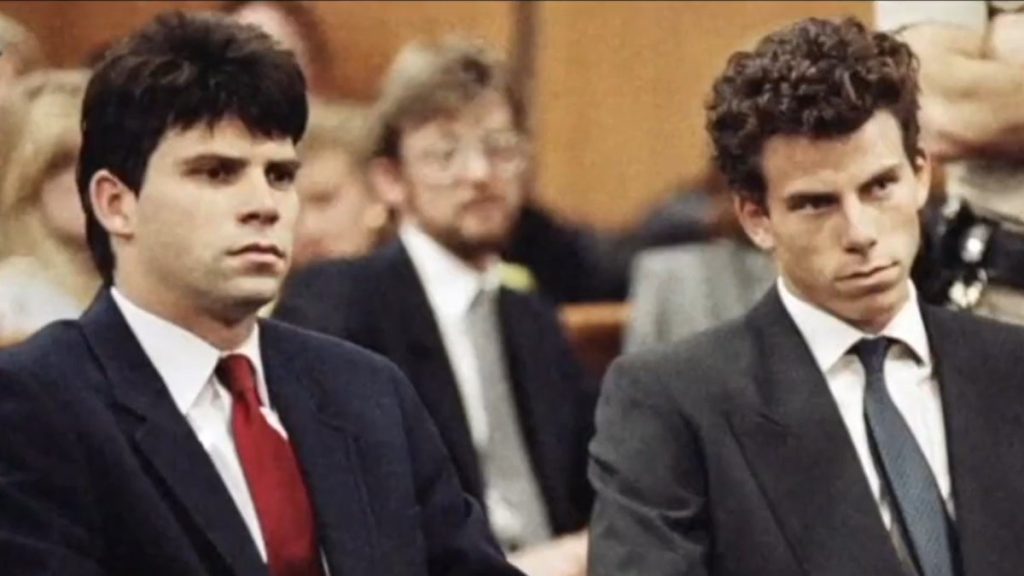 Приговоренные к пожизненному братья Менендес получили шанс на УДО