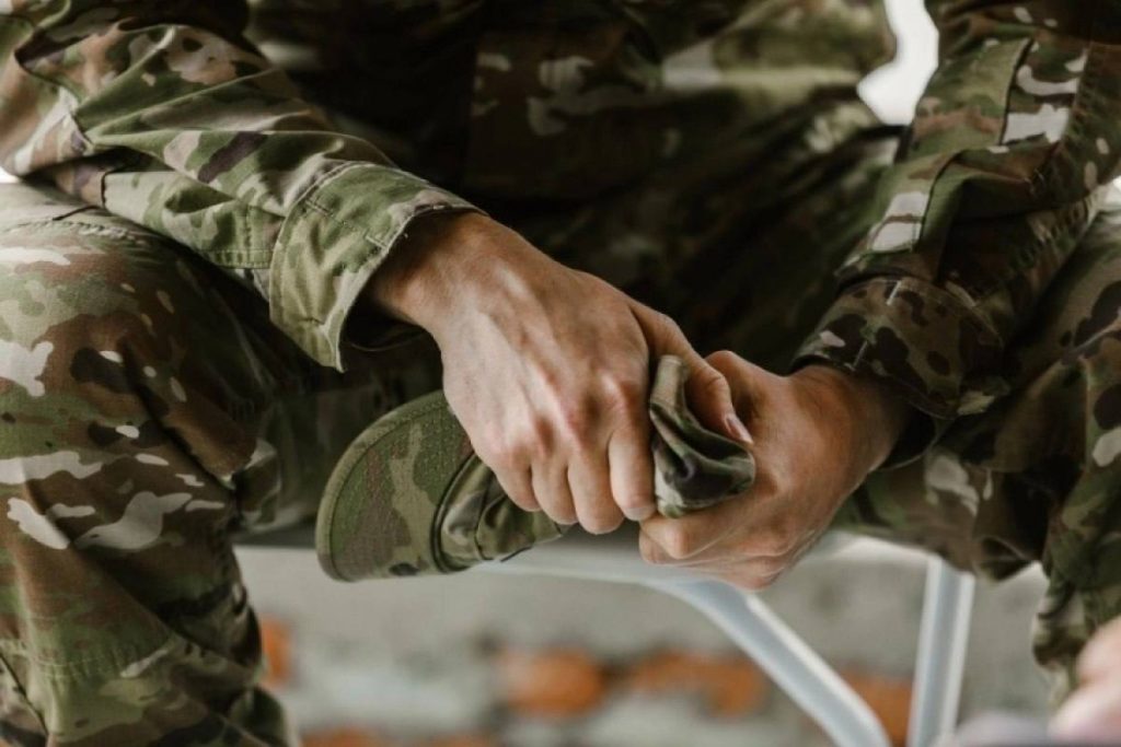 Смерть солдата в Усть-Каменогорске: Семья не верит в самоубийство, требует видео