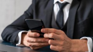 WhatsApp под запретом: Госслужащих Казахстана пересадят на новый мессенджер