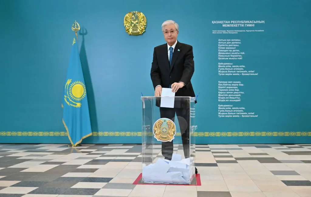 Токаев о новой Конституции: «Преамбулу и другие нормы я написал сам»