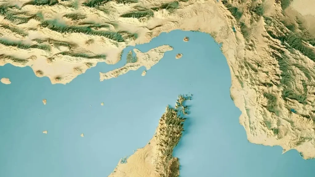 Иран готов заблокировать второй пролив: Под угрозой 30% контейнеров в мире