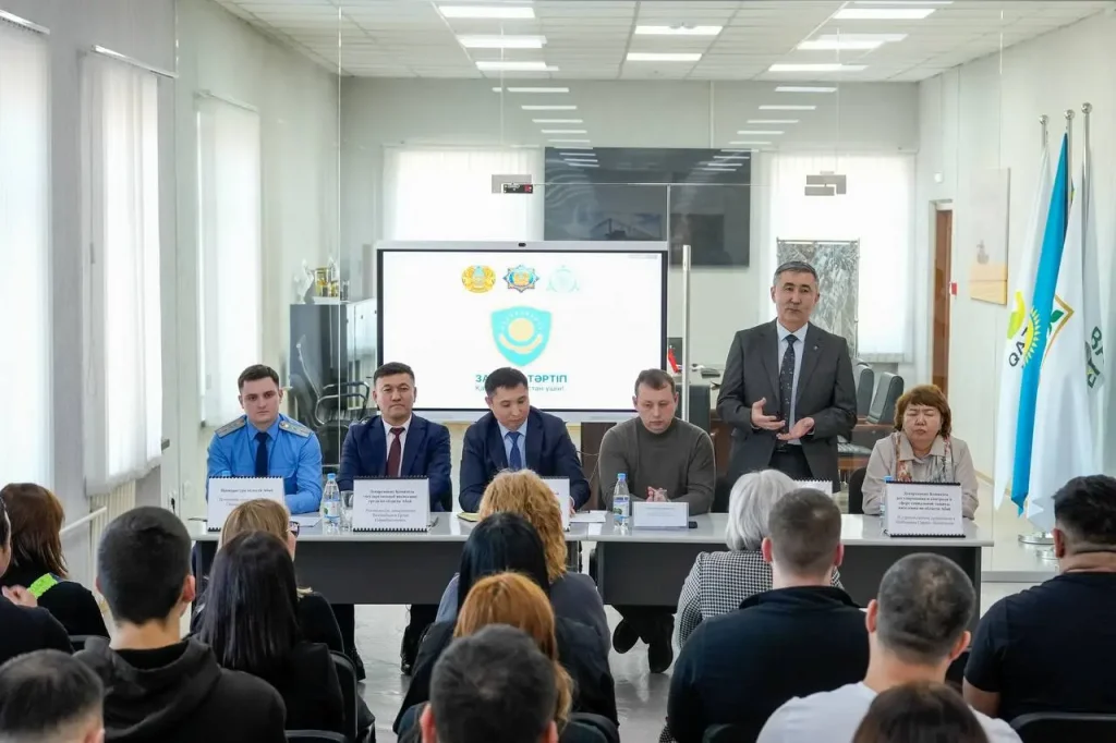 Задержки зарплат и незаконные увольнения: Прокуратура Абая взяла под контроль