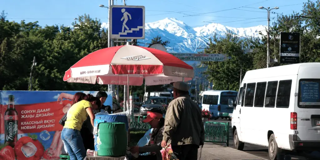 Кыргызстан рассматривает повышение налогов на сладкие напитки для з… Kyrgyzstan Weighs Higher Sugary Drink Taxes as Child Health Concerns Rise