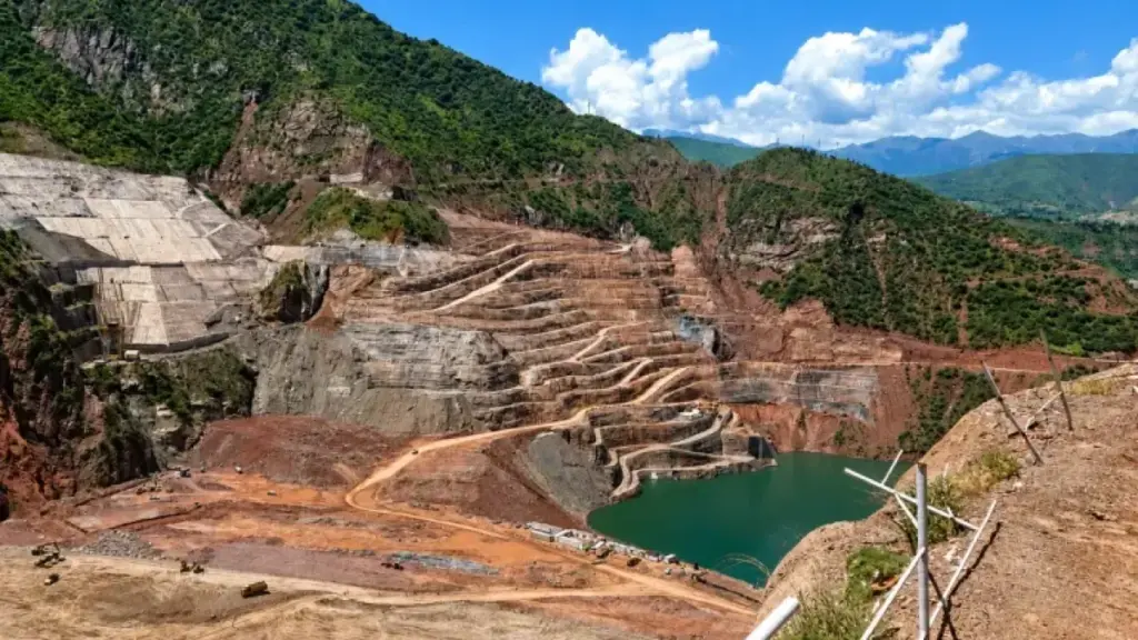 On the road to Rogun Dam, Tajikistan’s ‘greatest dream’