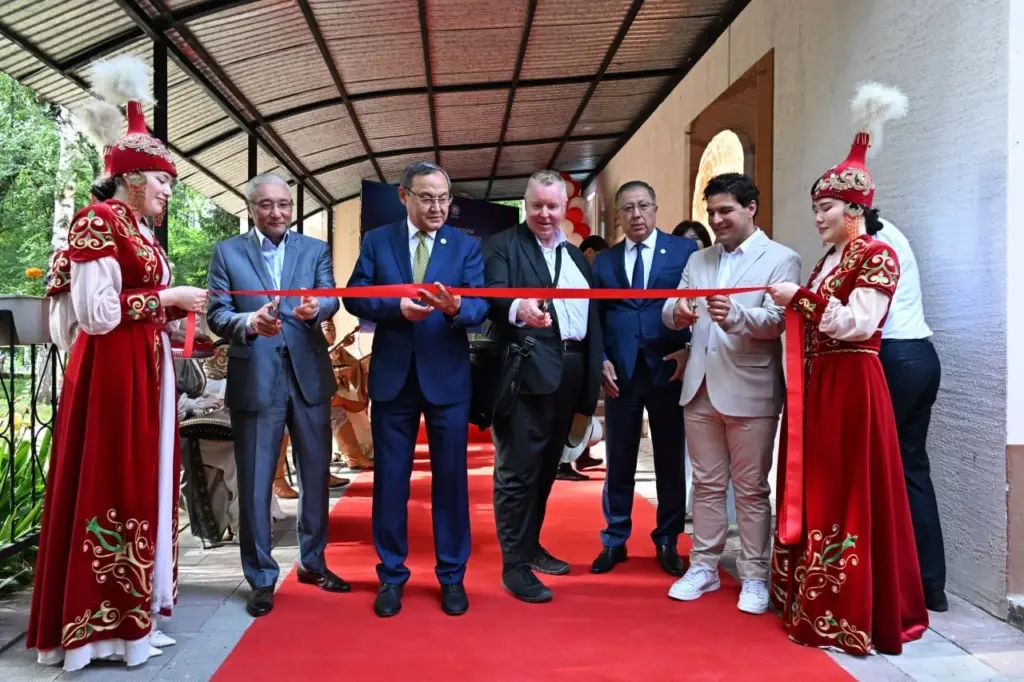 Казахстан открыл первый в Центральной Азии Институт мозга Kazakhstan Opens Central Asia’s First Brain Research Institute