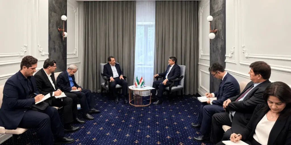 Таджикистан и Иран укрепляют экономические связи и безопасность Iran and Tajikistan Seek Closer Economic, Security Ties