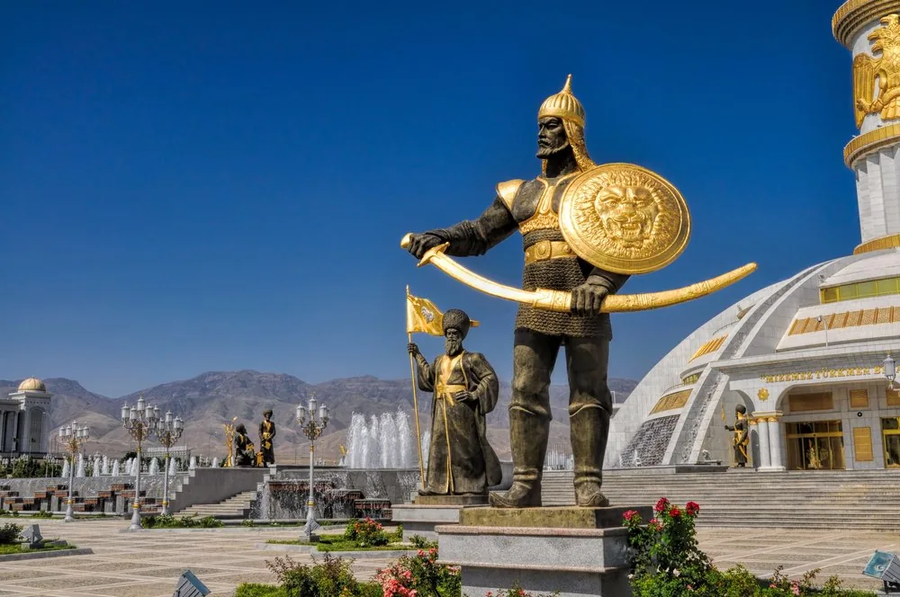 Туркменистан: Ослабление ограничений для иностранных туристов Turkmenistan Eases Restrictions for Foreign Tourists