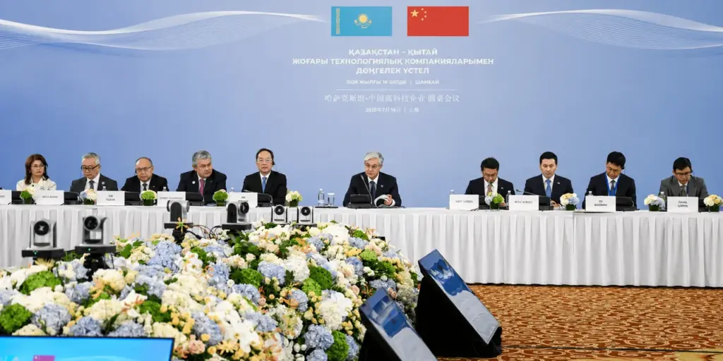 Казахстан и Китай подписали сделки на $15 млрд в Шанхае Kazakhstan and China Sign Deals Worth Over $15 Billion During Tokayev’s Shanghai Visit