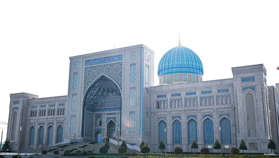 Өзбекстан: исламдық мұра және зайырлылық Uzbekistan balances secular rule with Islamic revival