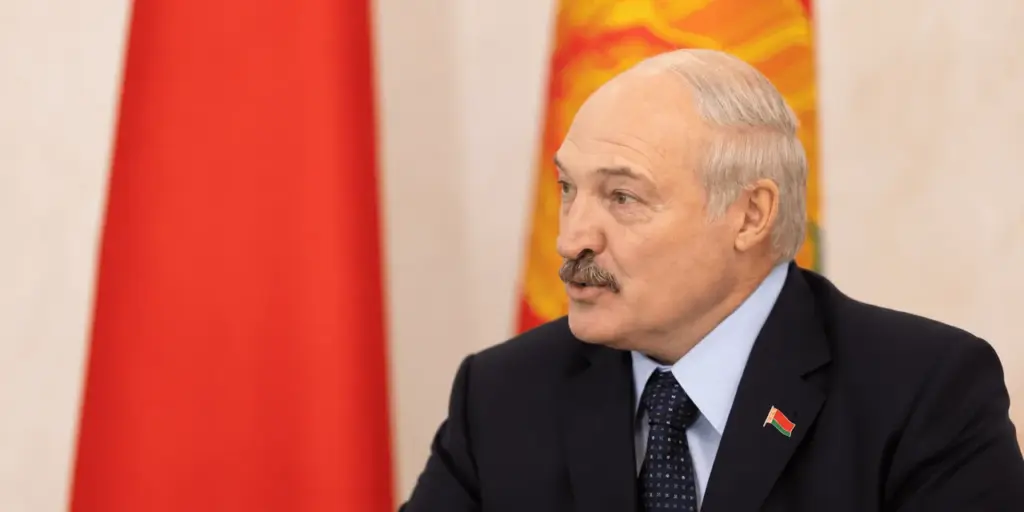 Лукашенко предложил узбекским рабочим ехать в Россию за высокой зар… Lukashenko Tells Uzbek Workers Seeking Higher Pay to Consider Russia