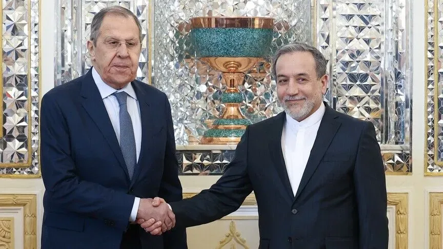 Главы МИД России и Ирана обсудили рост напряженности в Персидском з… Russian, Iranian foreign ministers discuss rising tensions in Gulf region