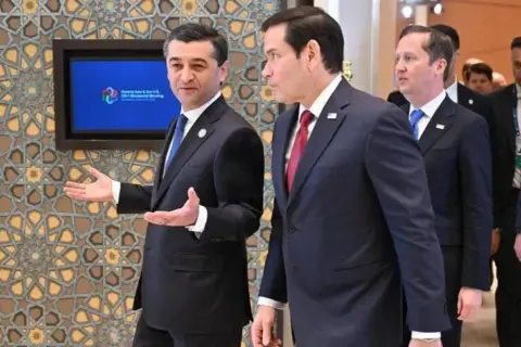 Kyrgyzstan says it is committed to working with US to prevent expansion of sanctions-related restrictions