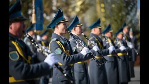 Kazakhstan Marks Republic Day as World Leaders Send Congratulations