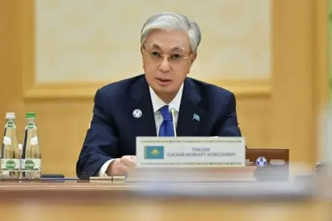 Kazakh president says his nation has historic chance to become Eurasian logistics hub