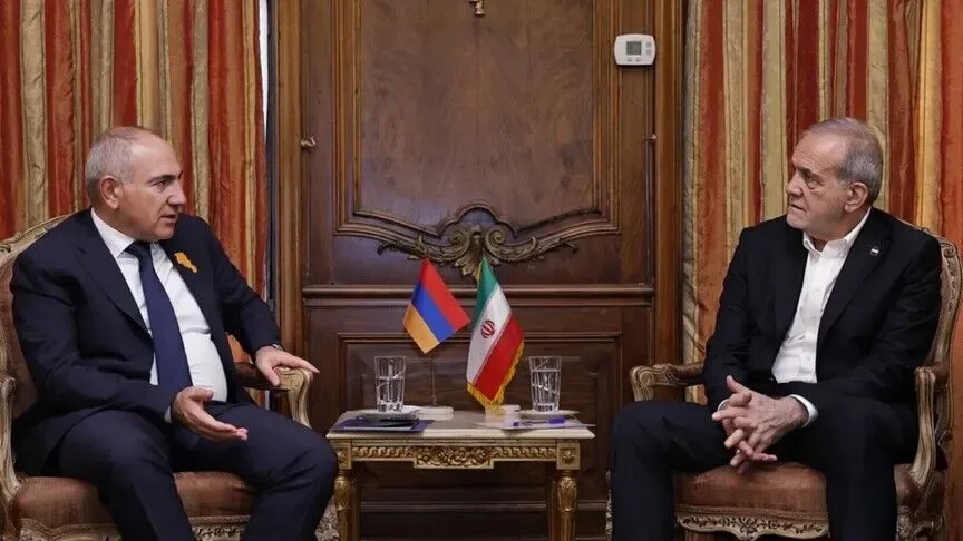 Armenian premier, Iranian president discuss bilateral ties